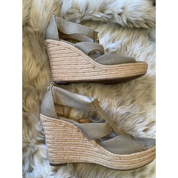 Michael Kors Beige Wedge Heels With Zipper & Basket Weave Design - Picture 6 of 9
